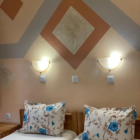 Memories Apartment